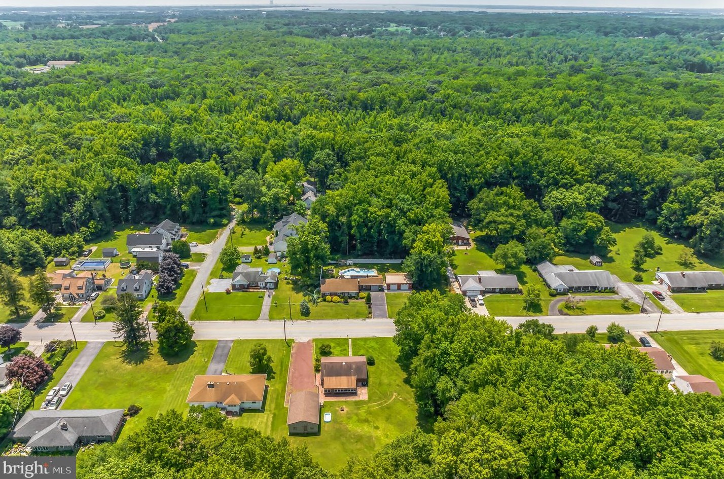 269 Pittsfield St, Pennsville NJ 08070-1921 exterior