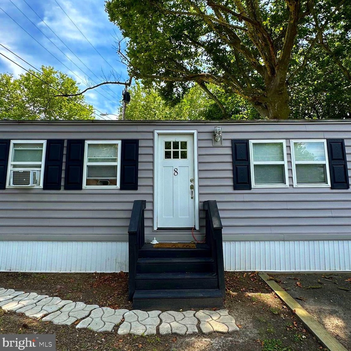 1 Victory Ave #8, Pennsville, NJ 08070
