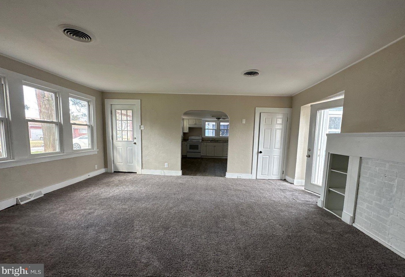 130 Michigan Rd, Pennsville NJ 08070-3526 exterior