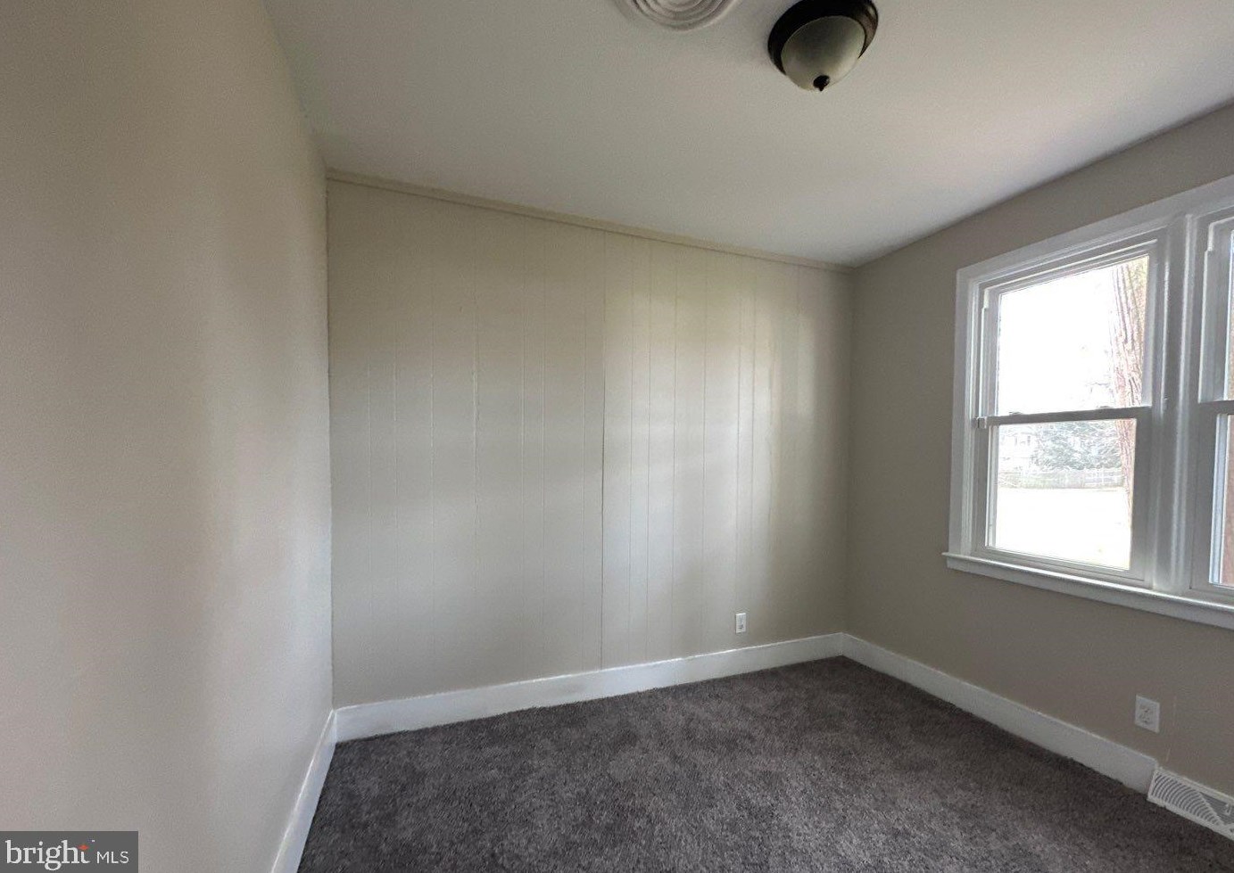 130 Michigan Rd, Pennsville NJ 08070-3526 exterior