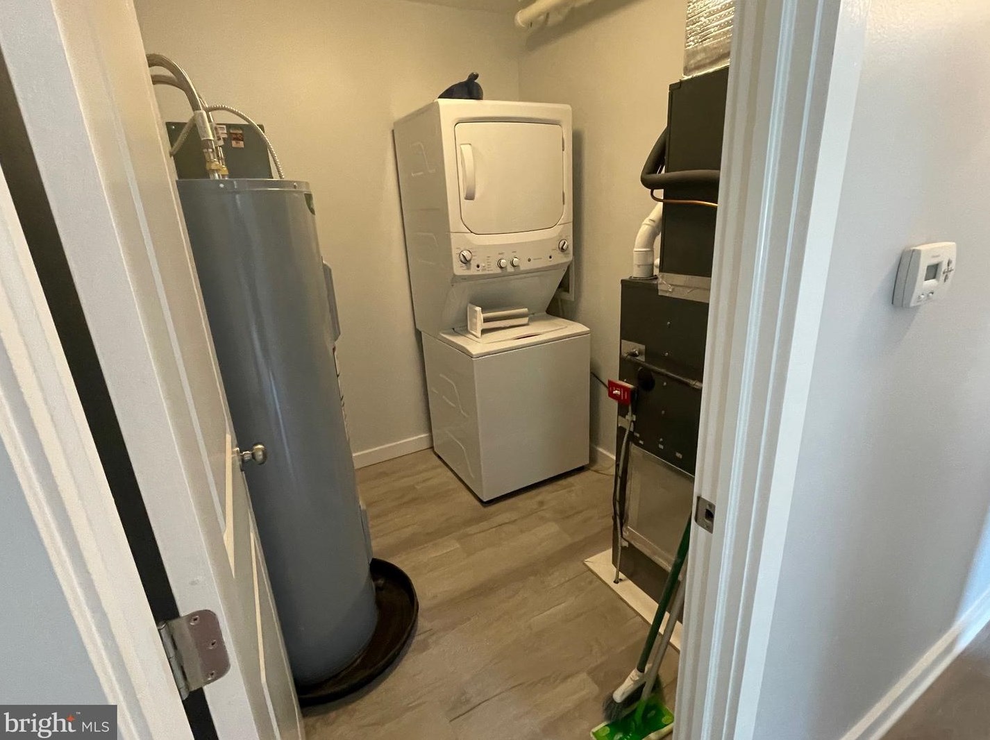 37 Churchtown Rd, Pennsville NJ 08070-1326 exterior