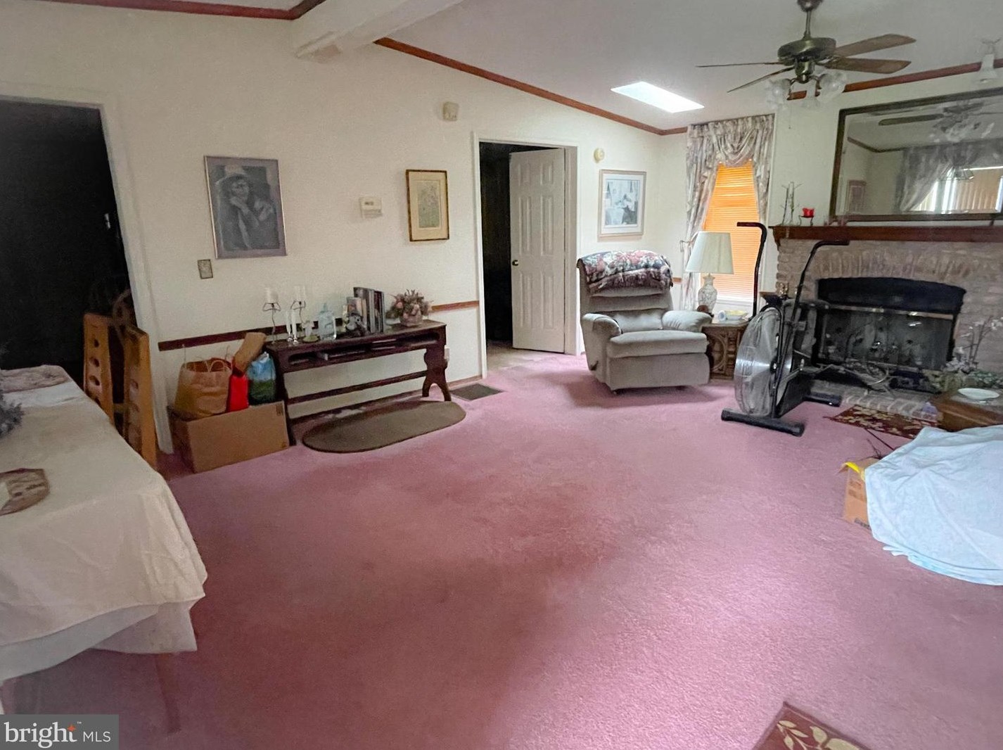7 Donna Dr, Pedricktown, NJ 08067-3302