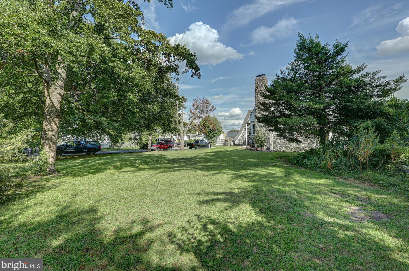 1 Harding Ave, Pennsville NJ  08070-1613 exterior