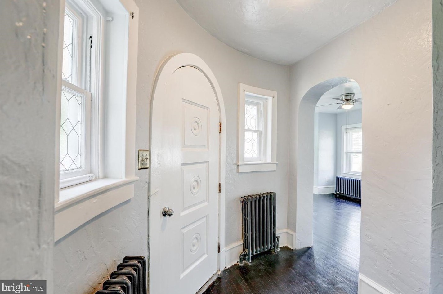 1 Harding Ave, Pennsville NJ  08070-1613 exterior