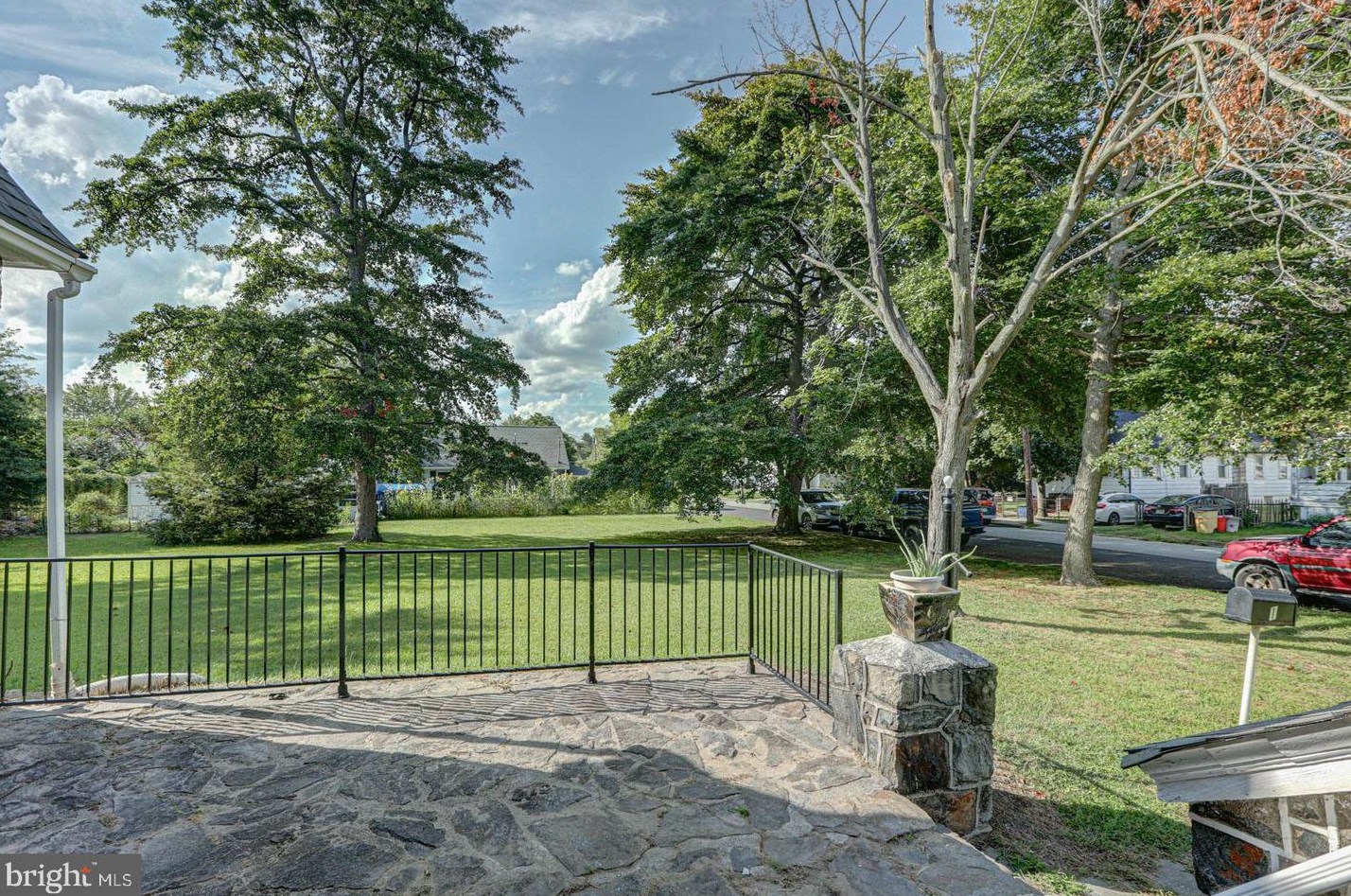 1 Harding Ave, Pennsville NJ  08070-1613 exterior