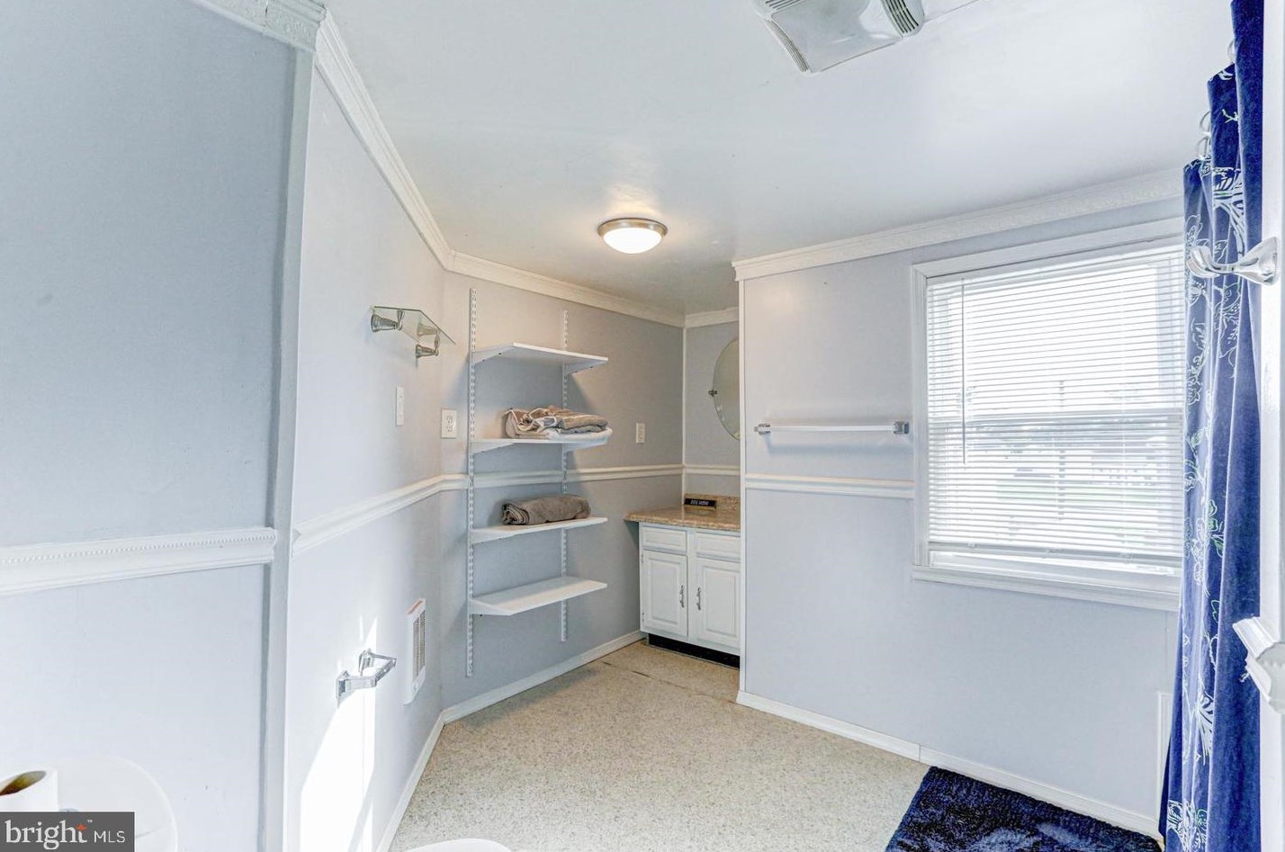 1 Harding Ave, Pennsville NJ  08070-1613 exterior