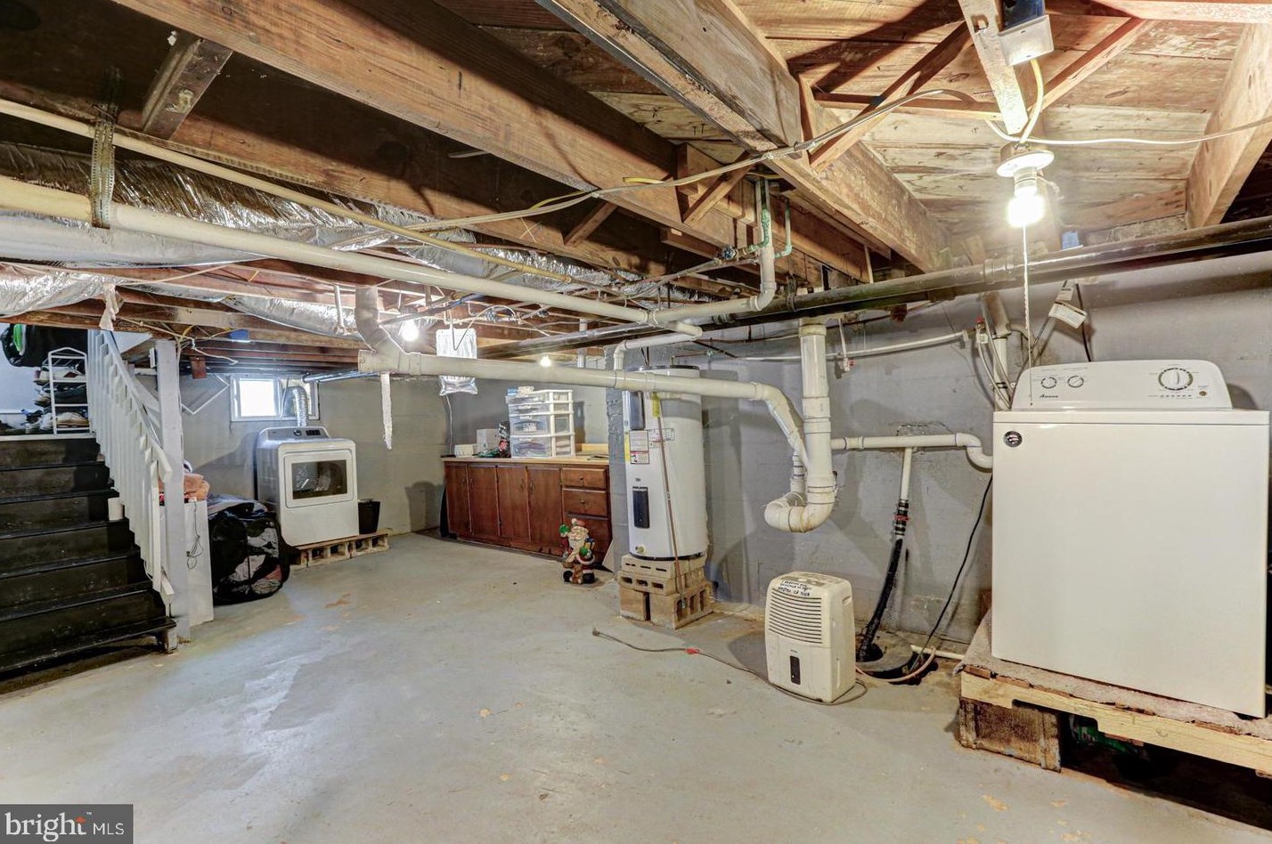 1 Harding Ave, Pennsville NJ  08070-1613 exterior