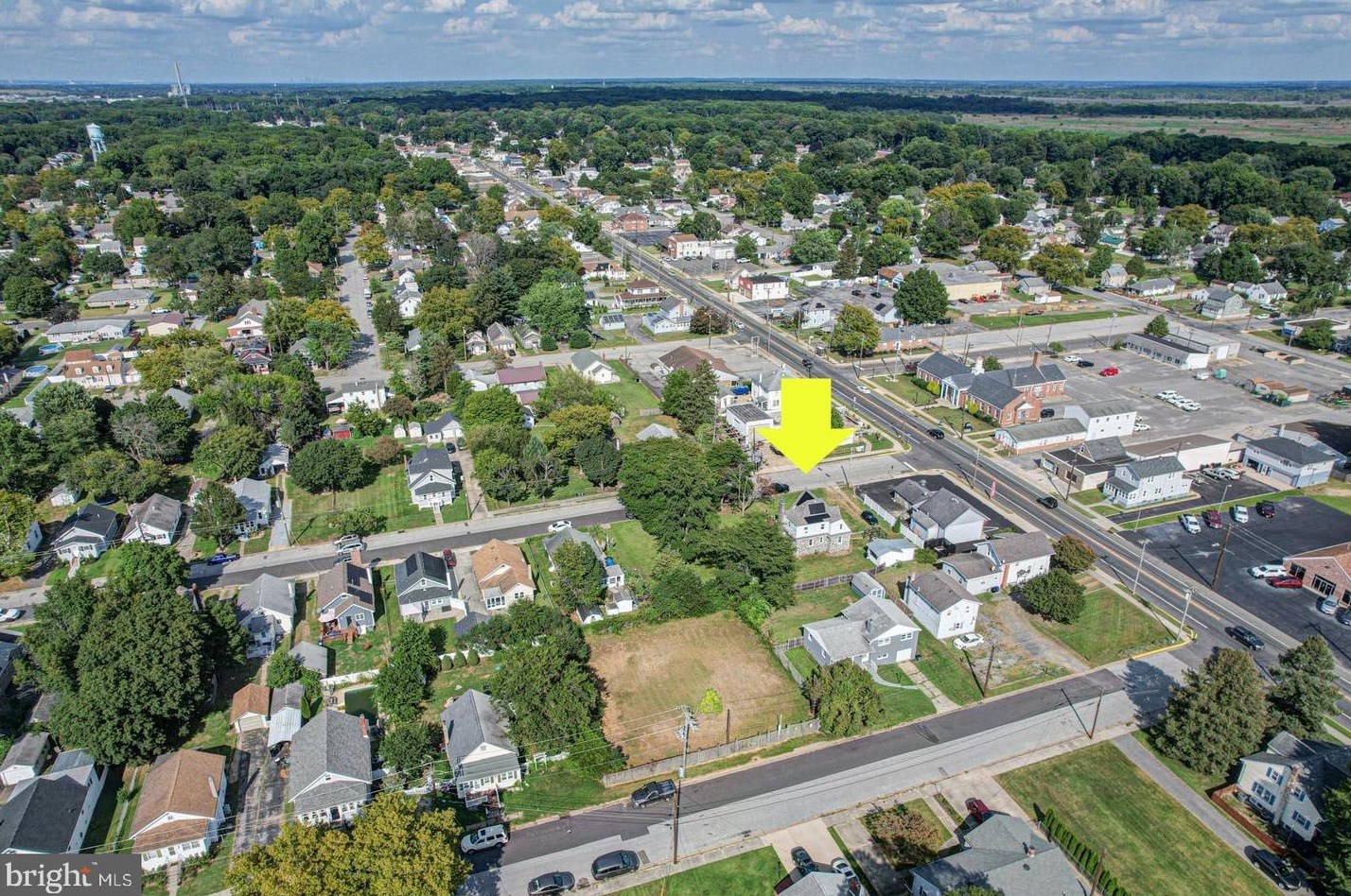 1 Harding Ave, Pennsville NJ  08070-1613 exterior