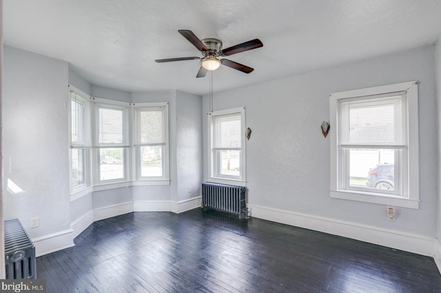 1 Harding Ave, Pennsville NJ  08070-1613 exterior