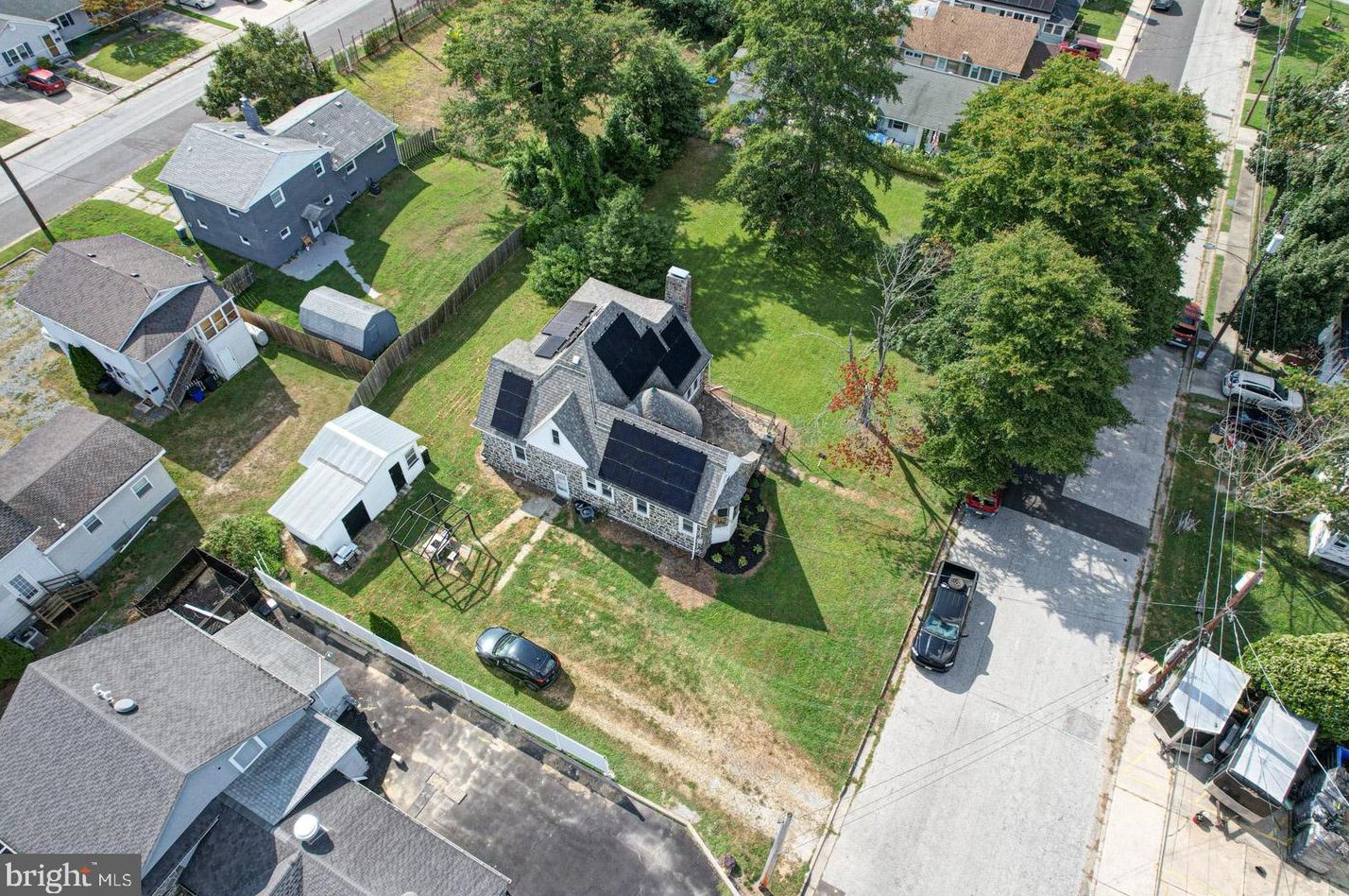 1 Harding Ave, Pennsville NJ  08070-1613 exterior