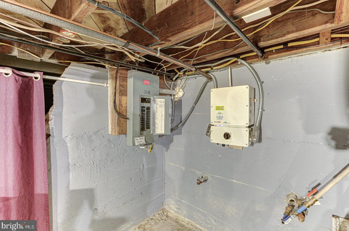 1 Harding Ave, Pennsville NJ  08070-1613 exterior