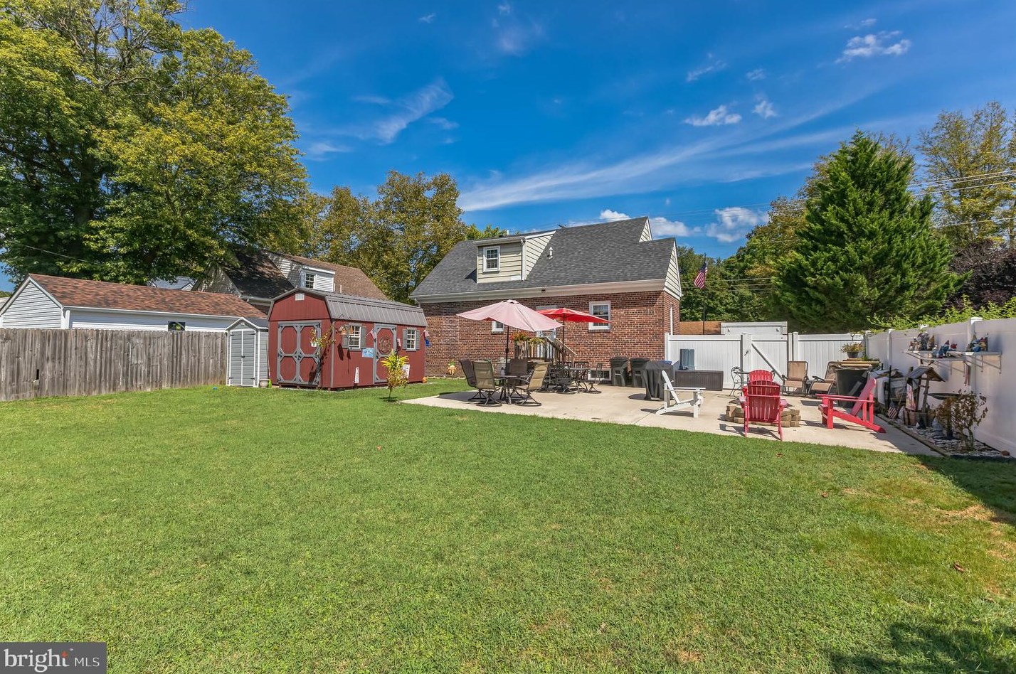 39 Churchtown Rd, Pennsville, NJ 08070-1301