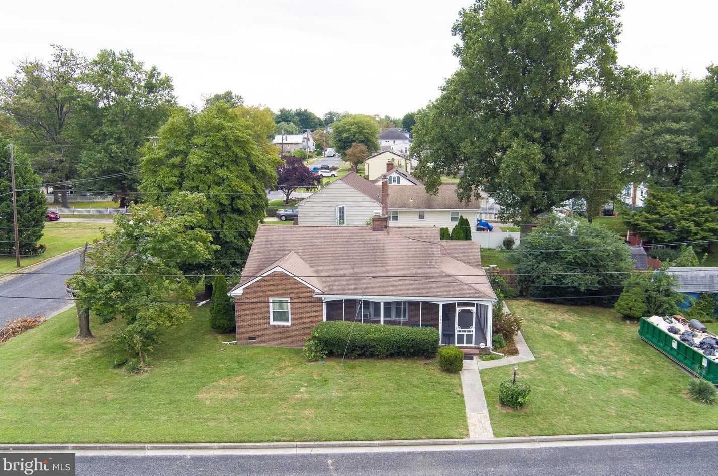 30 Delaware Dr, Carneys Point Township, NJ 08069-1929