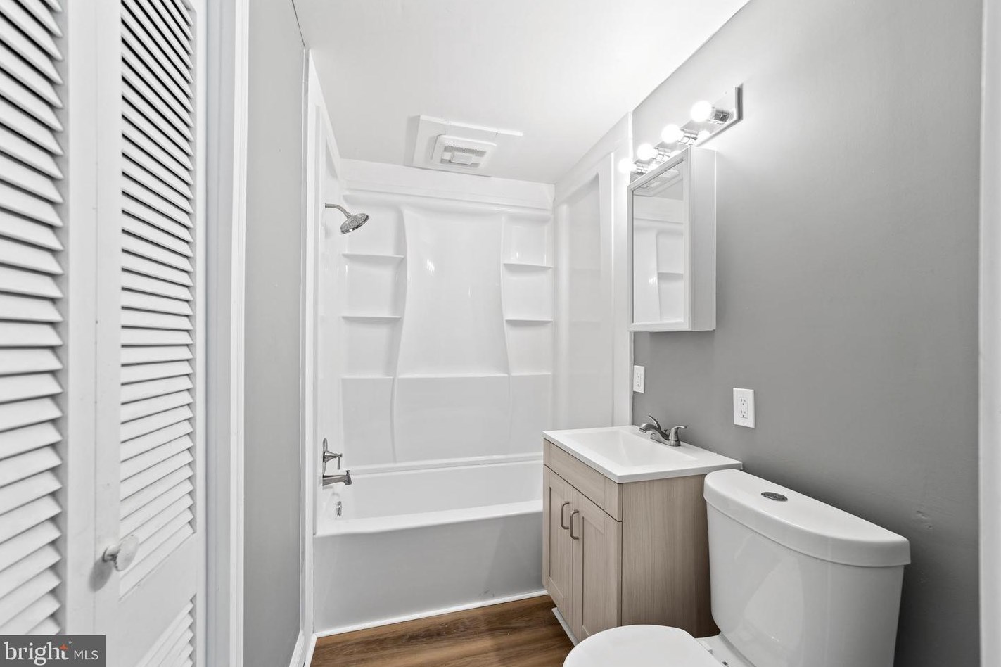 85 Hook Rd, Pennsville NJ 08070-1906 exterior