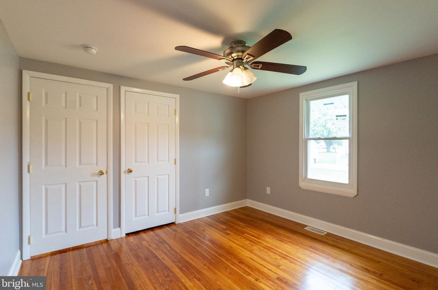 6 Fort Mott Rd, Pennsville NJ  08070-2713 exterior