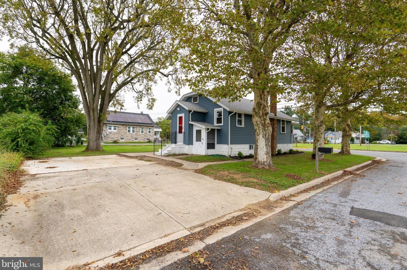 6 Fort Mott Rd, Pennsville NJ  08070-2713 exterior