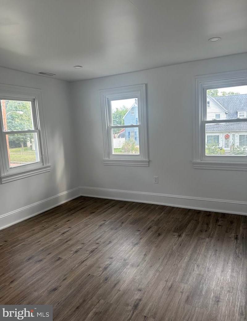 31 Eighth St, Salem NJ  08079-1010 exterior