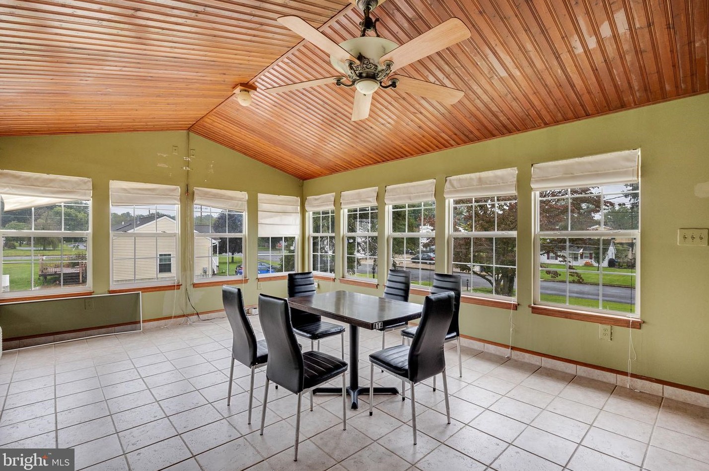10 King St, Pennsville, NJ 08070