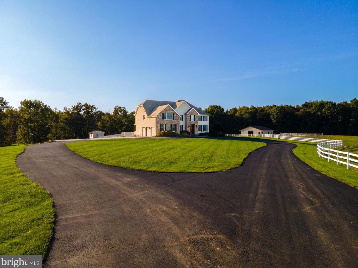 122 Brickyard Rd, Pilesgrove, NJ 08098