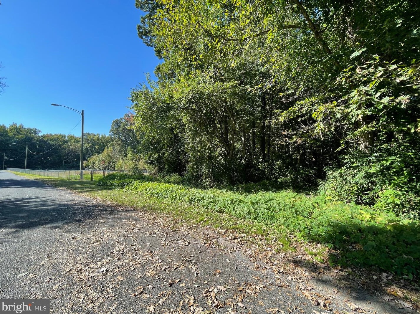 80 Mobile Dr, Pennsville NJ 08070-1039 exterior