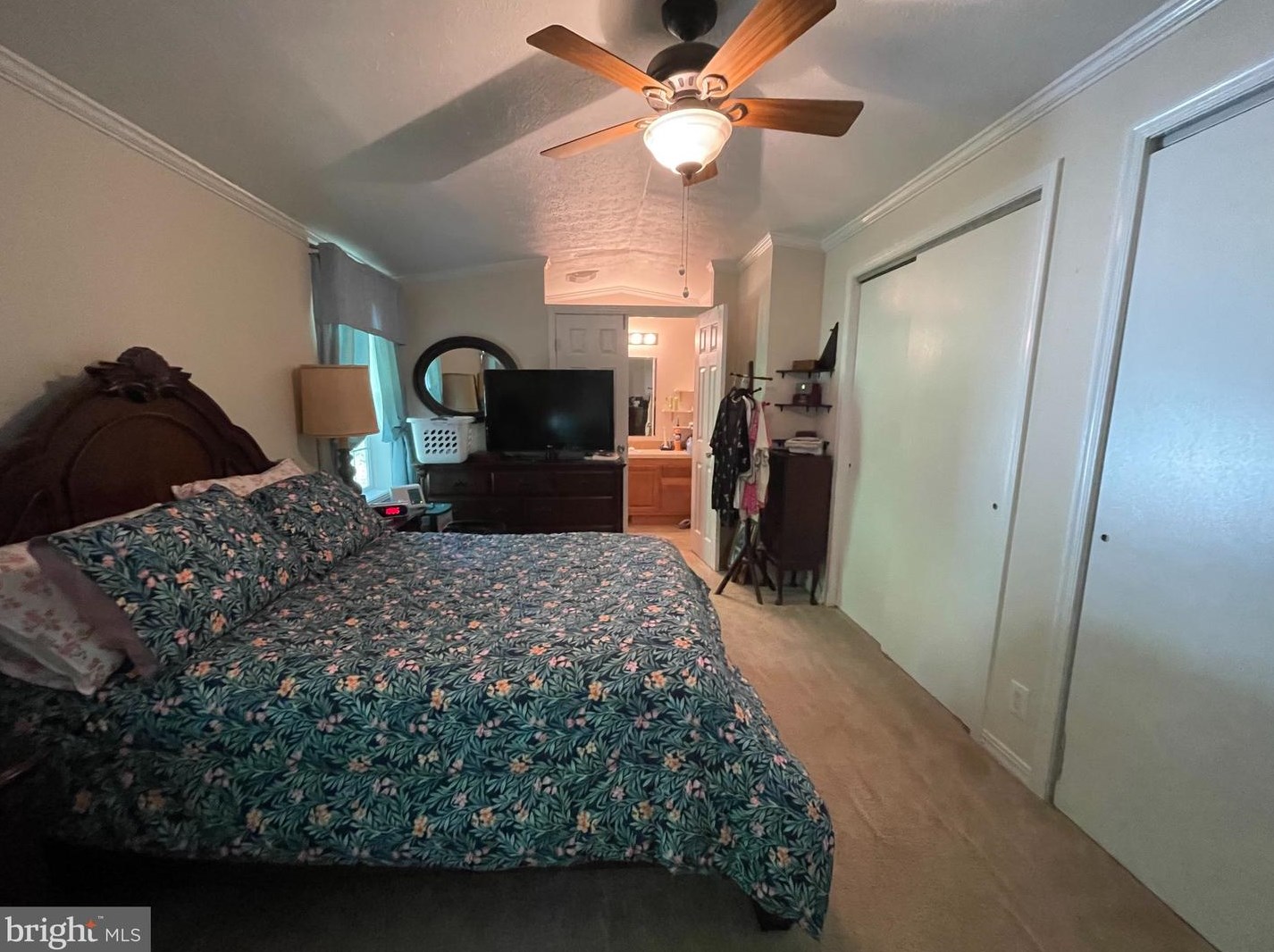 80 Mobile Dr, Pennsville NJ 08070-1039 exterior