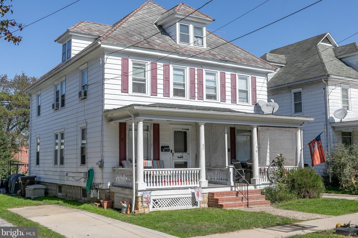 37-39 Bowen Ave, Pilesgrove, NJ 08098