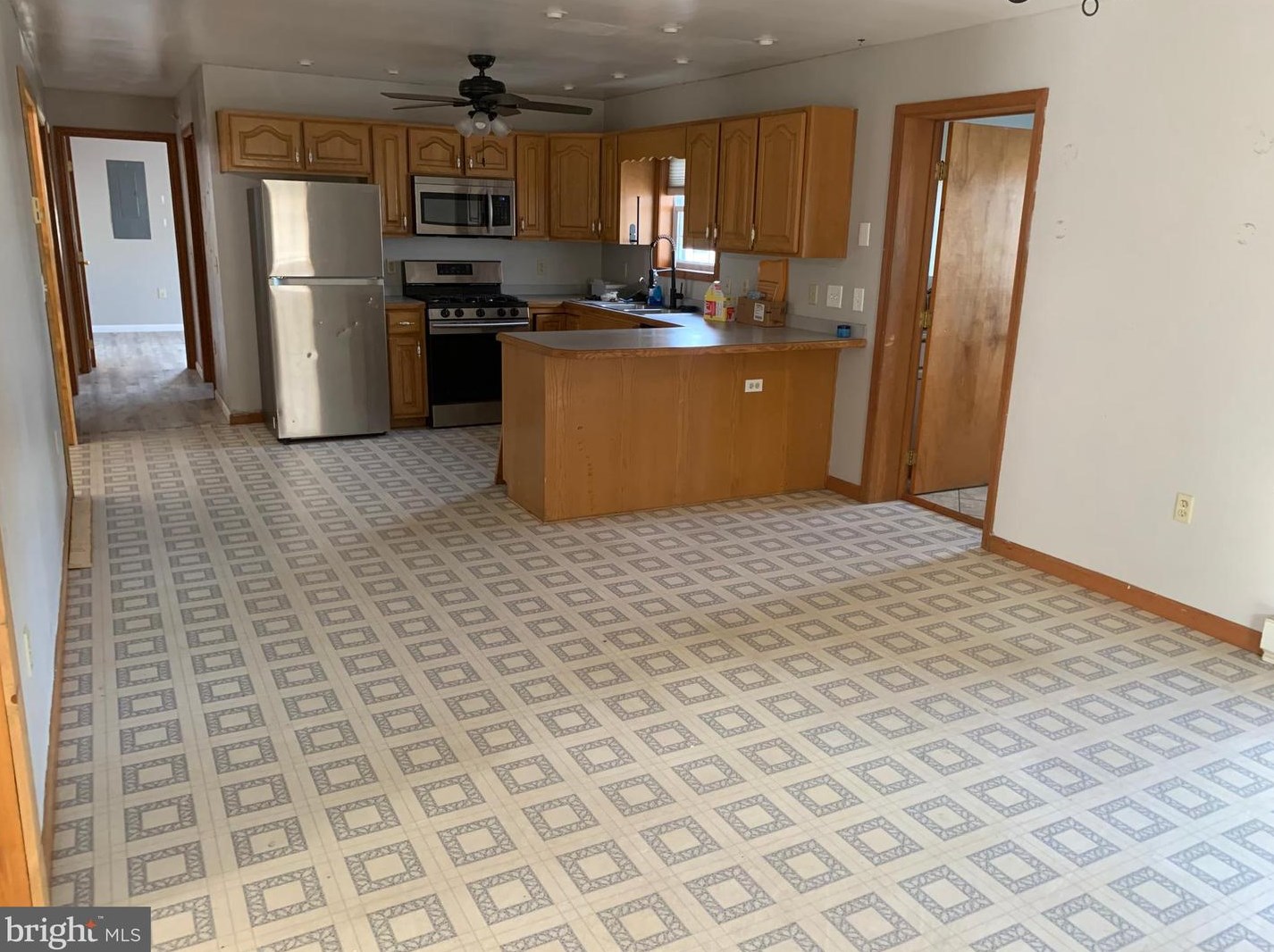 14 Beaver Ave, Pennsville NJ  08070-1903 exterior