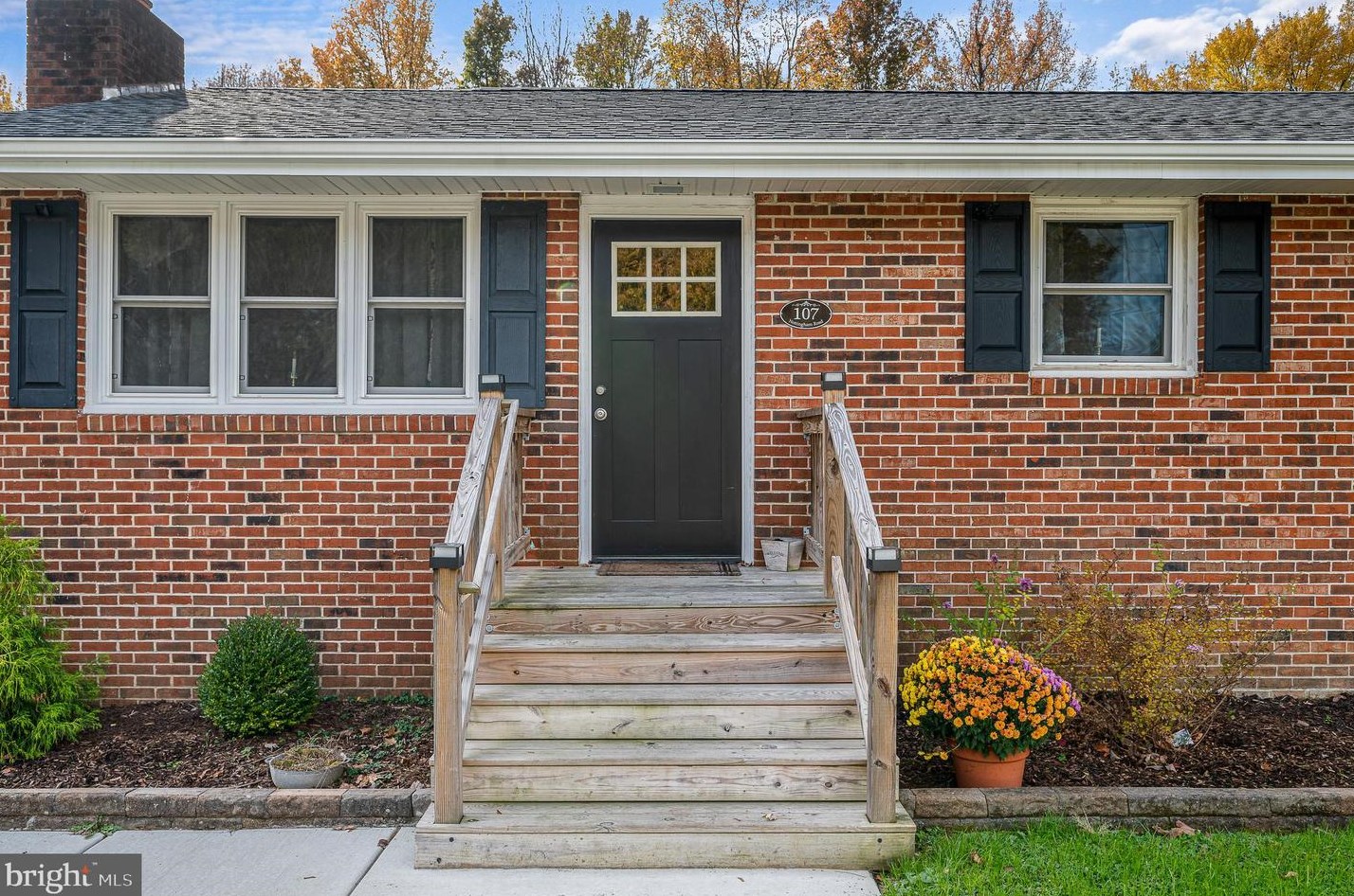 107 Nottingham Rd, Pennsville NJ  08070-3311 exterior