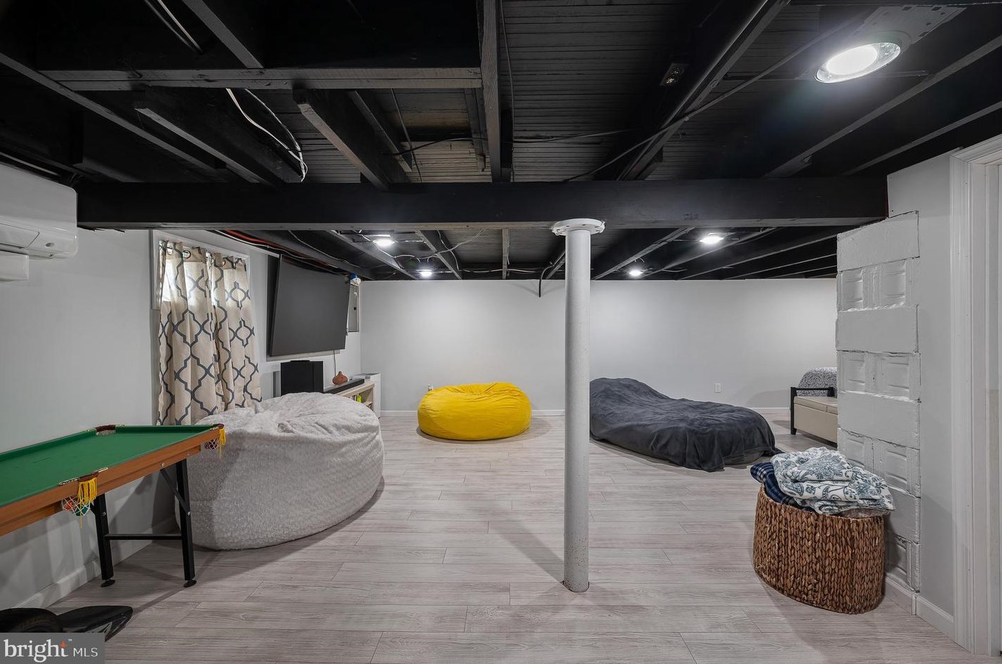 8 Churchtown Rd, Pennsville NJ  08070-1343 exterior