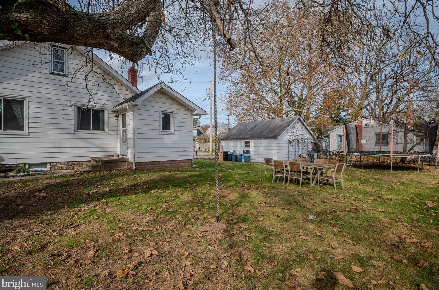 8 Churchtown Rd, Pennsville NJ  08070-1343 exterior