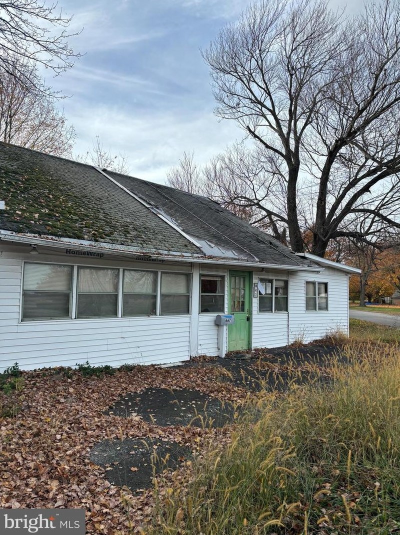 667 S Broadway, Pennsville, NJ 08070