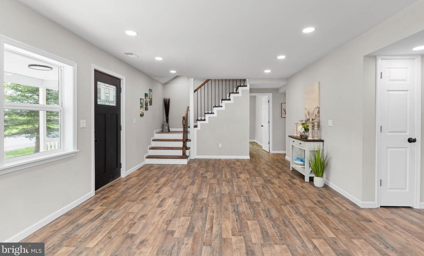 325 Hook Rd, Pennsville NJ  08070-1151 exterior