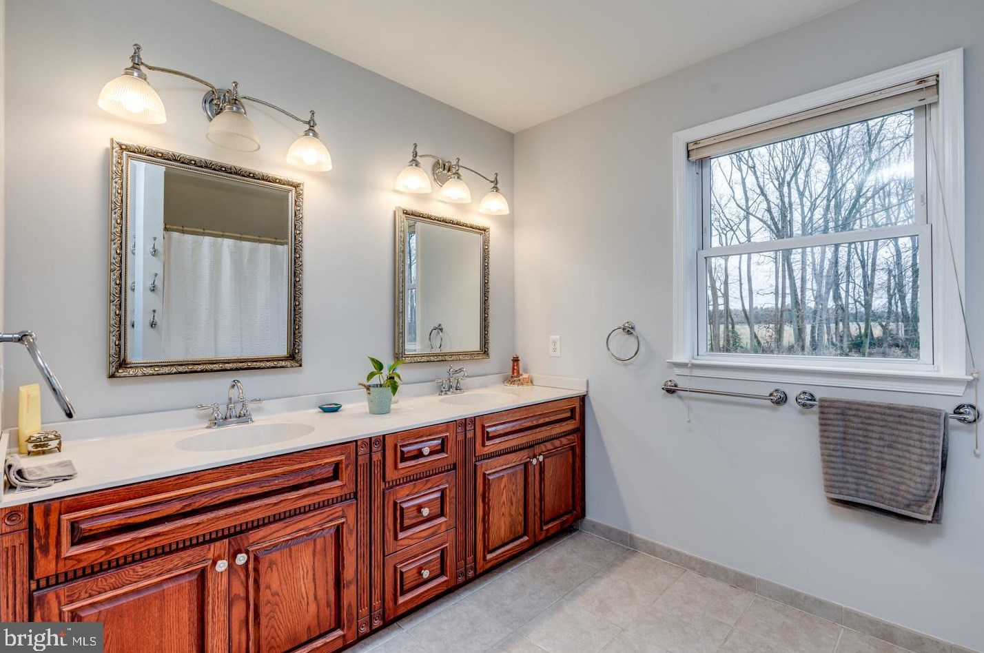 15 Commissioners Pike, Pilesgrove NJ 08098-2033 exterior