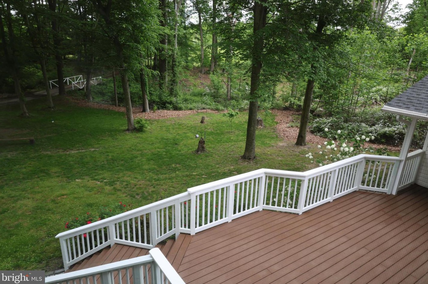 15 Commissioners Pike, Pilesgrove NJ 08098-2033 exterior