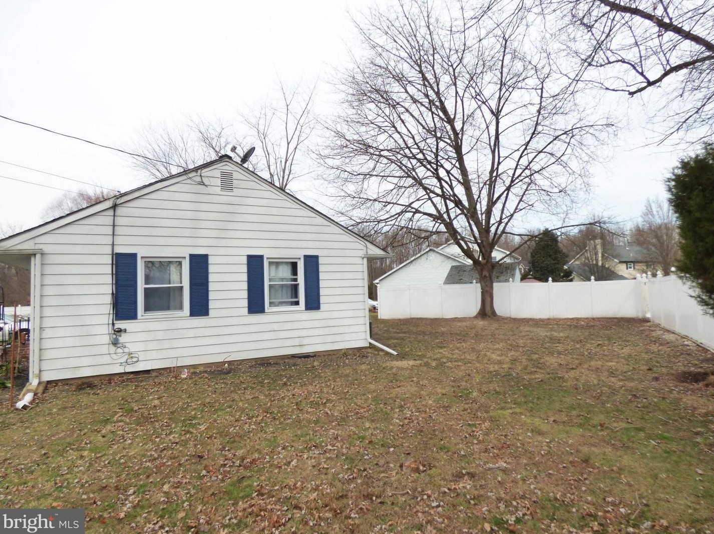 30 Mahoney Rd, Pennsville NJ  08070-2338 exterior