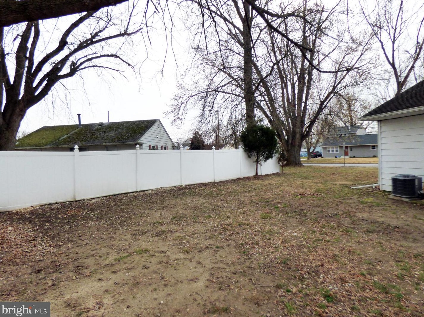 30 Mahoney Rd, Pennsville NJ  08070-2338 exterior