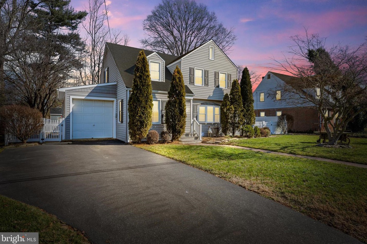 12 Heron Ave, Pennsville, NJ 08070