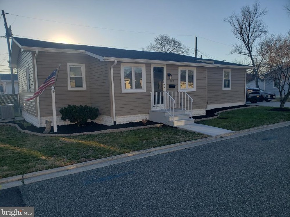 326 Lafayette Rd, Carneys Point Township, NJ 08069