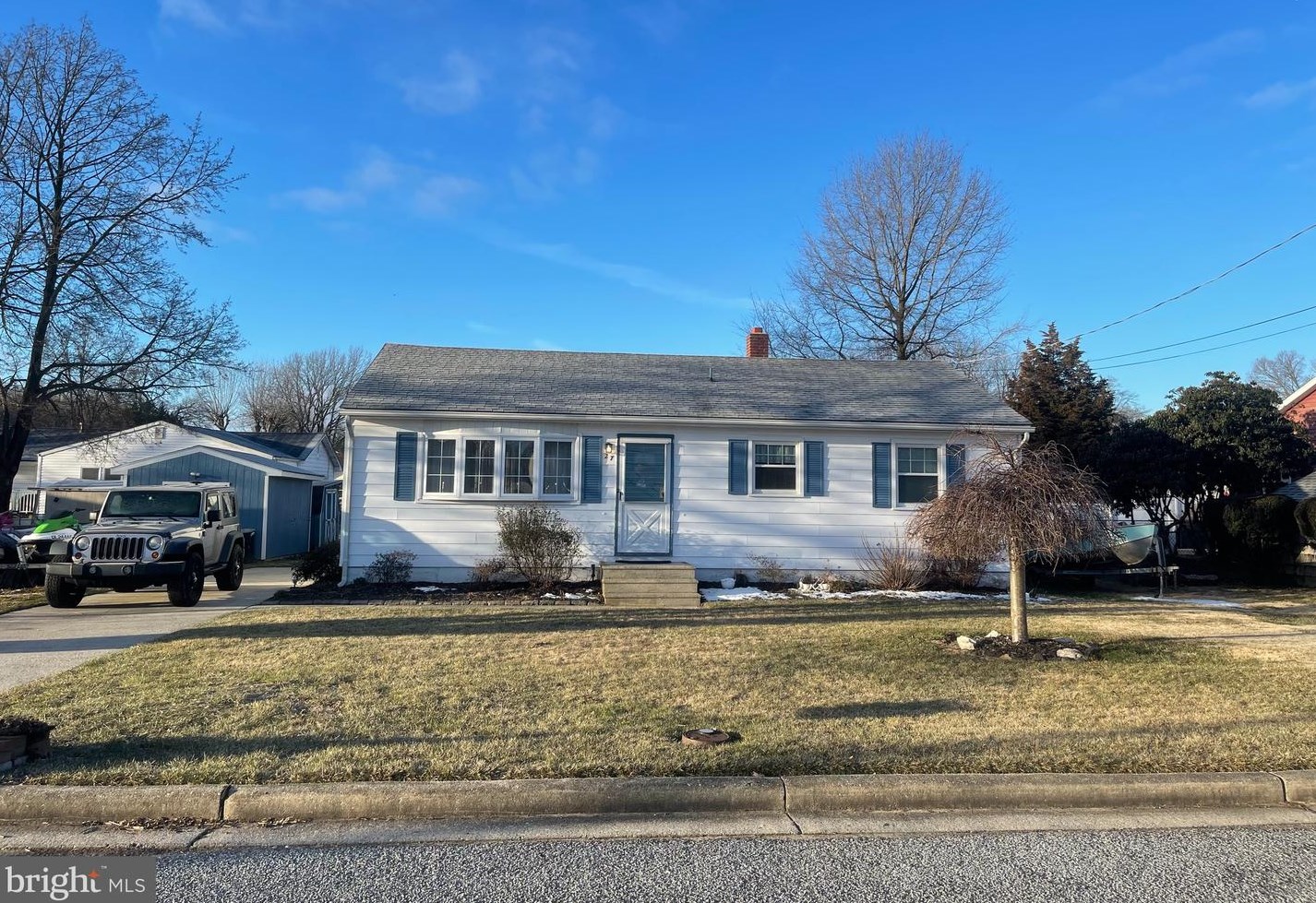 27 Illinois Rd, Pennsville, NJ 08070