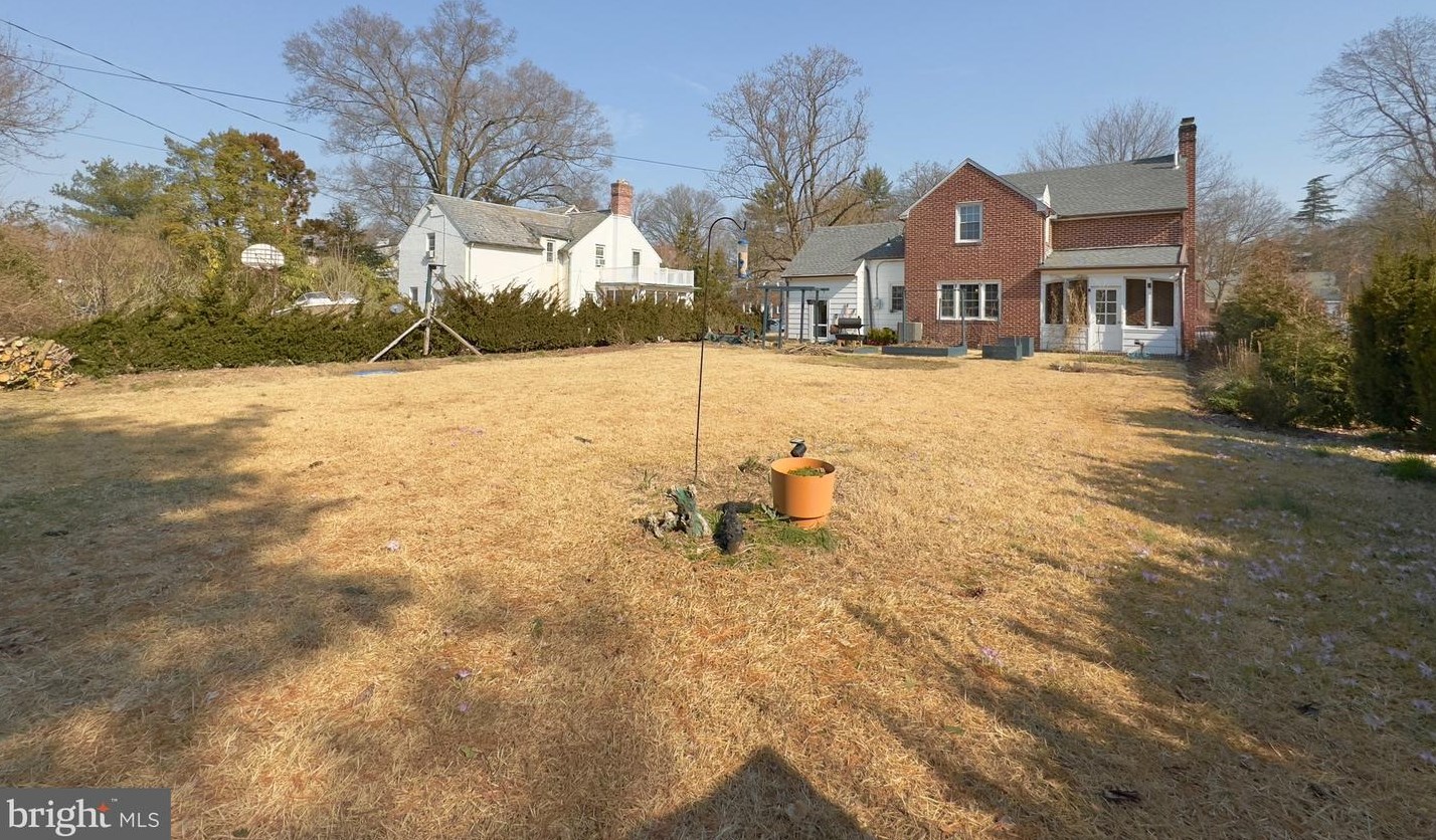 31 Fenwick Dr, Carneys Point Township NJ  08069-2546 exterior
