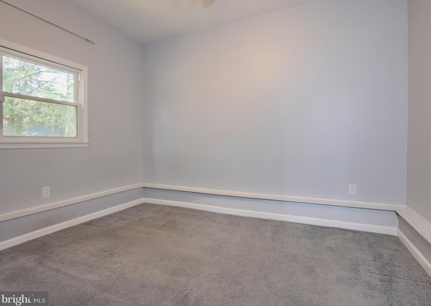 100 Hook Rd, Pennsville NJ  08070-1908 exterior