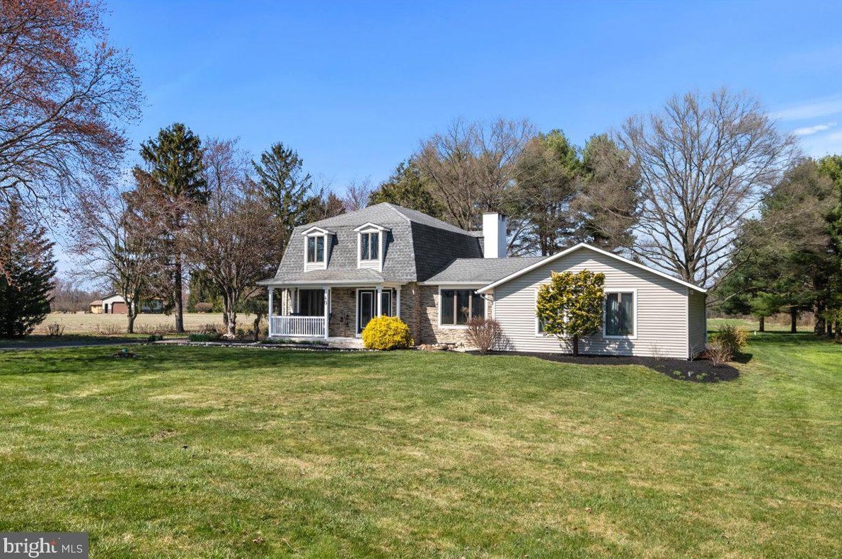 40 New Freedom Rd, Aura, NJ 08343