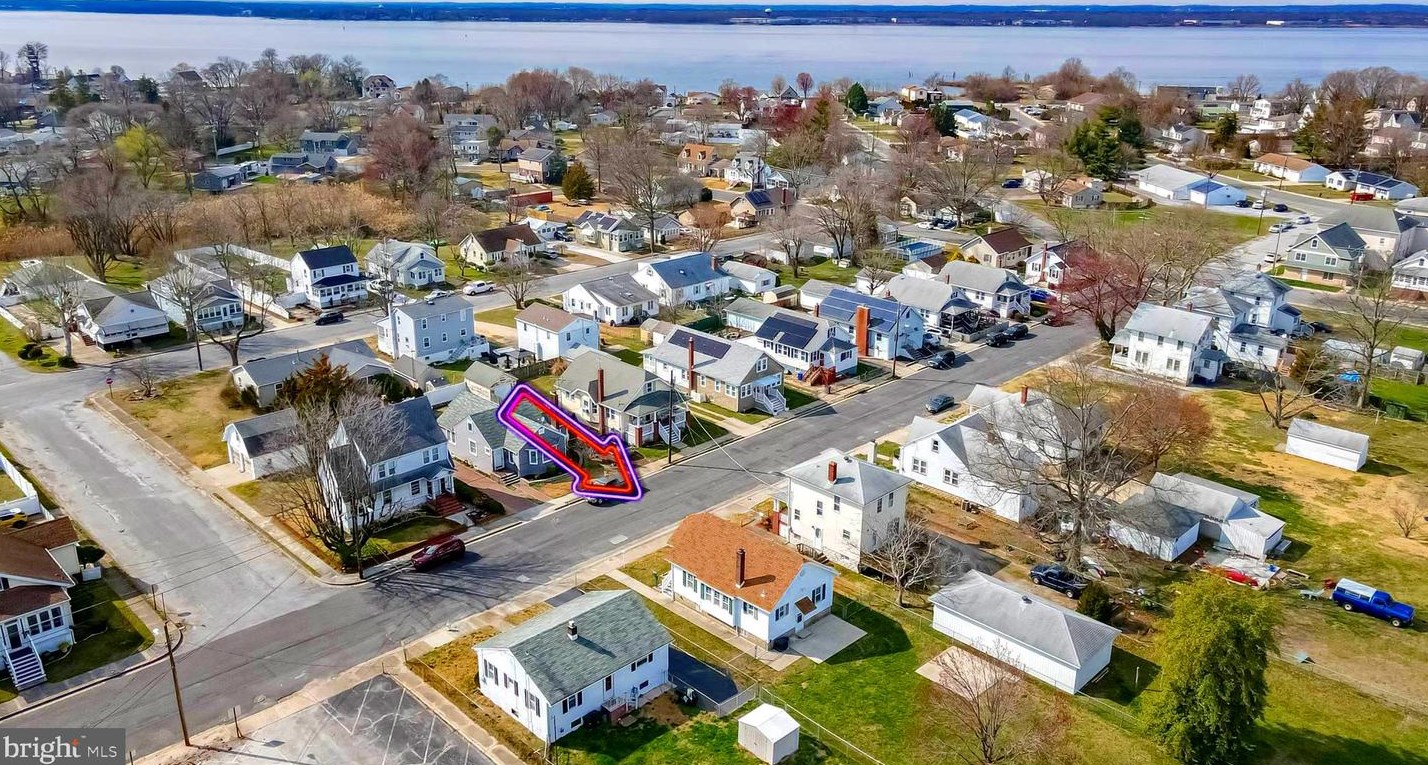 56 Oak St, Pennsville, NJ 08070