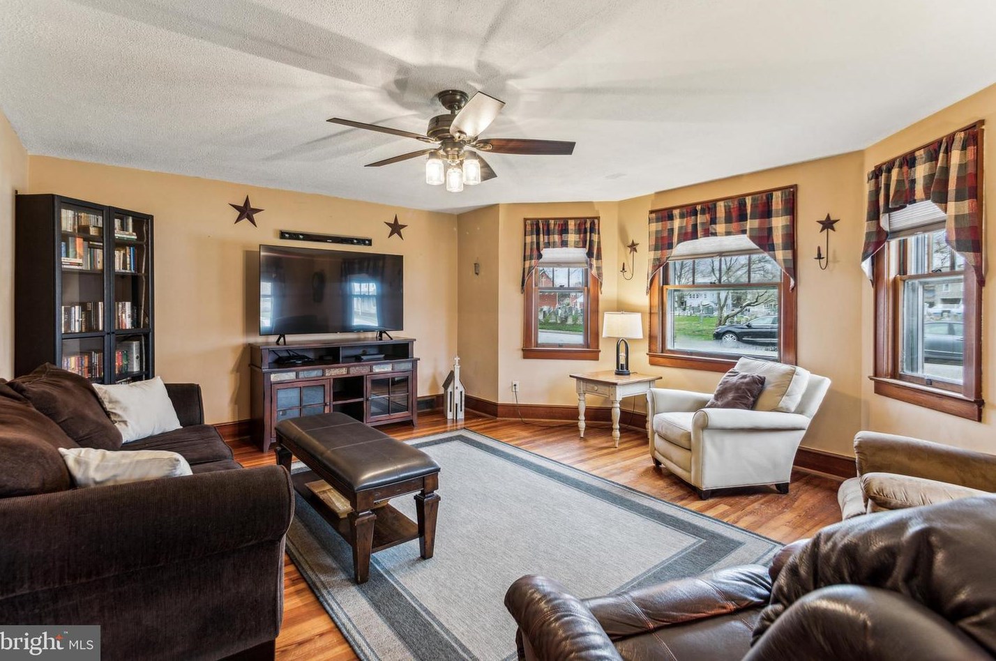 26 Church St, Pilesgrove, NJ 08098