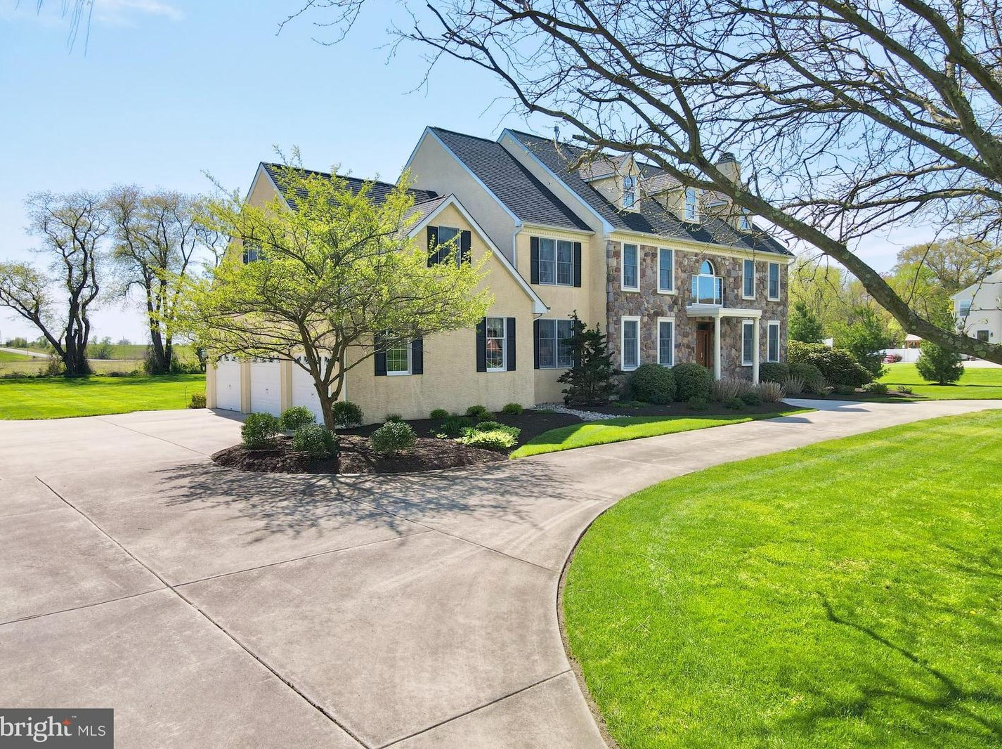 4 Caroline Ct, Pilesgrove, NJ 08098