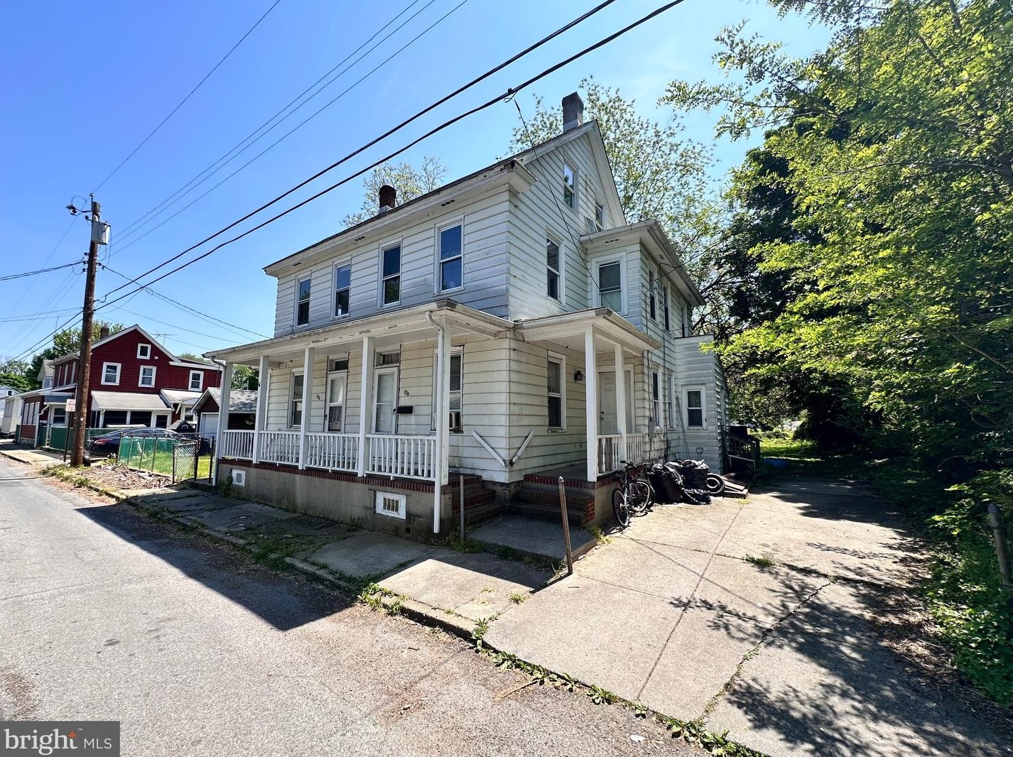 275 Broad St, Carneys Point Township, NJ 08069