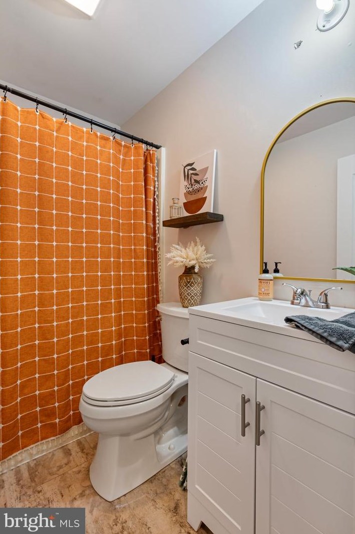 75 Heron Ave, Pennsville NJ 08070-1308 exterior