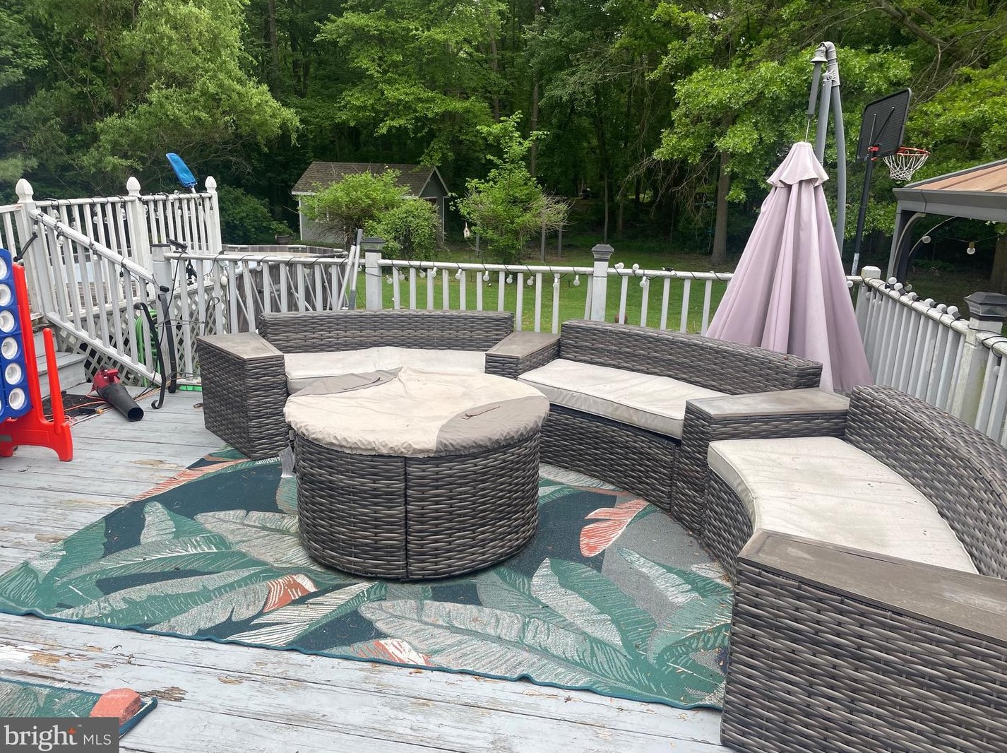 330 Pittsfield St, Pennsville NJ 08070-1924 exterior