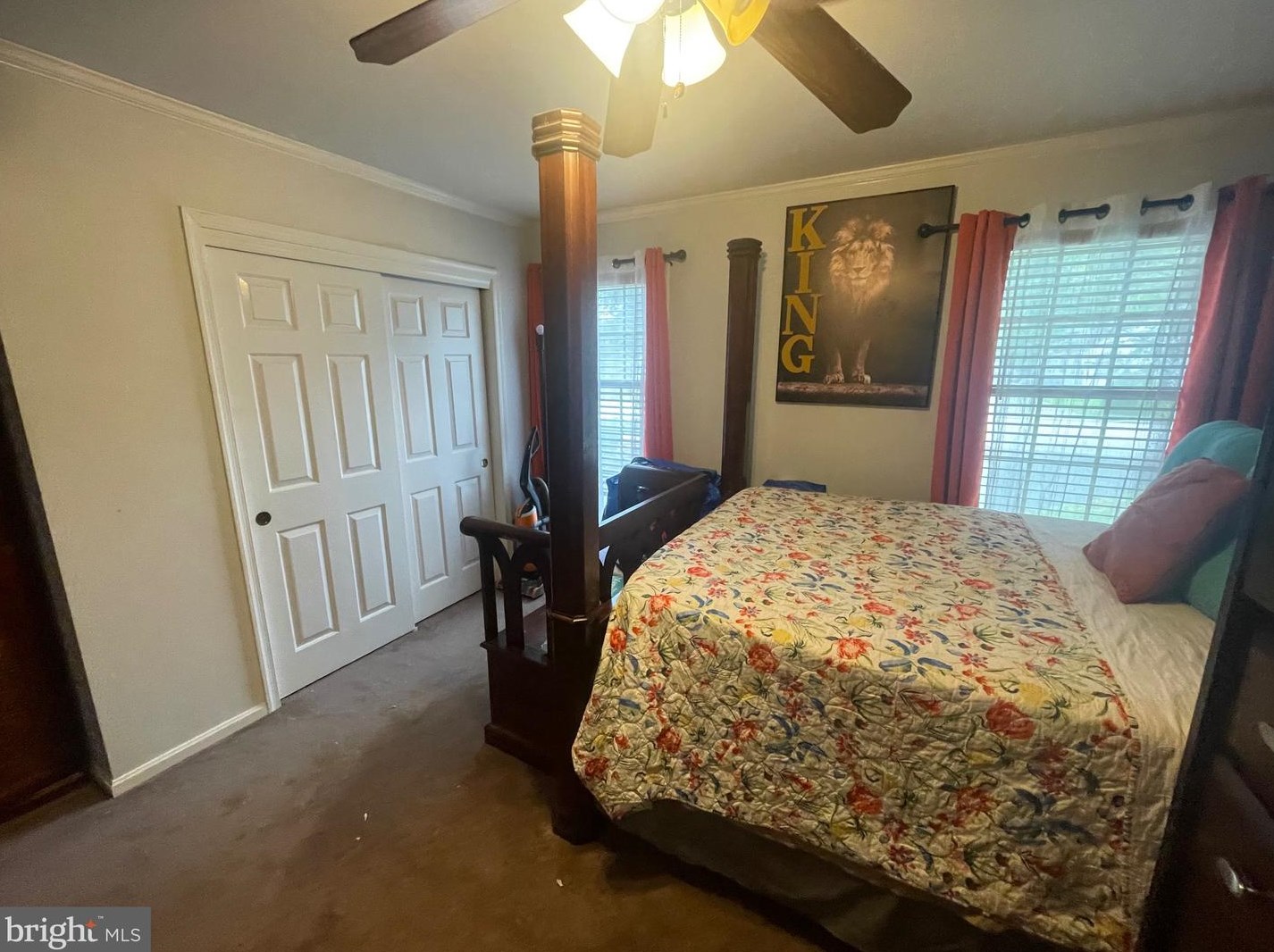 330 Pittsfield St, Pennsville NJ 08070-1924 exterior