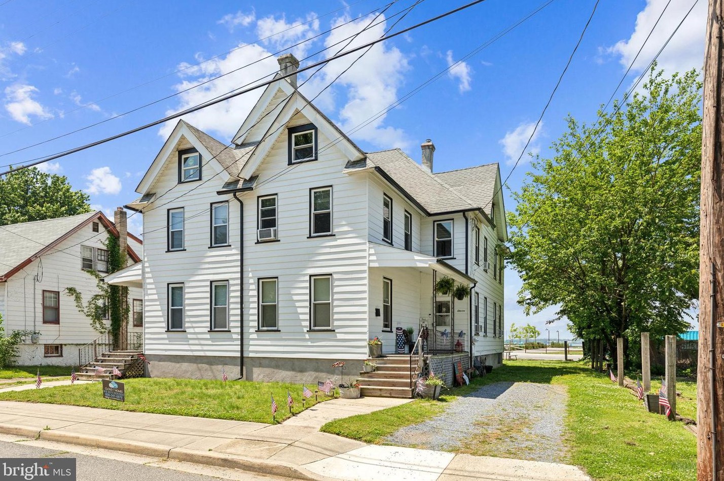 11 Front St, Pennsville, NJ 08070